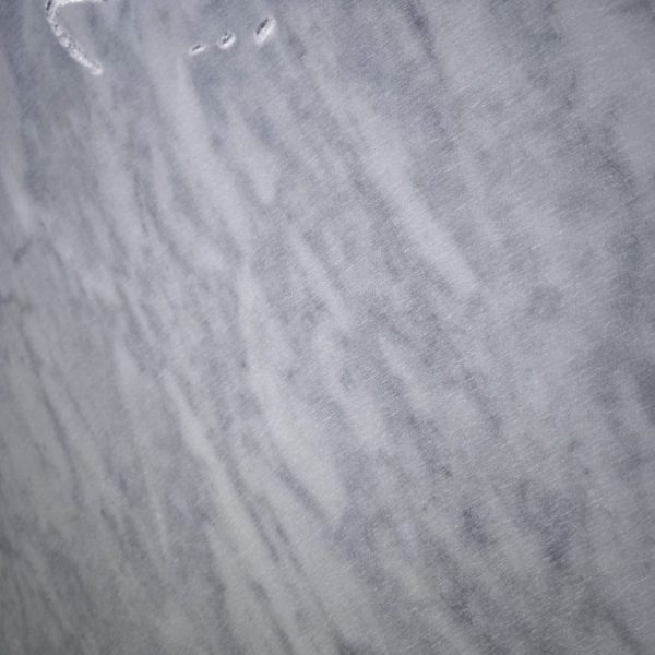 Premium White Carrara CD marble showcasing refined white-gray tones and the iconic beauty of Italian natural stone.